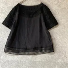 Zelil（7AR）刺繍レースプルオーバーブラウス＊ラウンドネック＊半袖＊黒