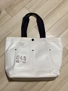 Item thumbnail for item 043fe8d6-cf3d-4a2b-b786-7d4b4637d7d5