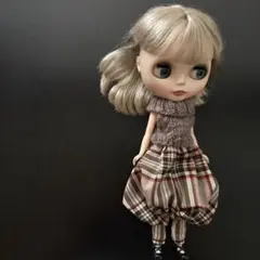サルエルパンツ　ネオブライス