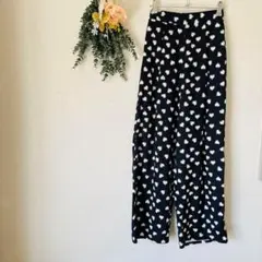パブリュクス (F) ワイドパンツ イージーパンツ / ハート ブラック とろみ
