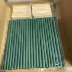 洗浄乾燥済みのアイスの棒とストロー