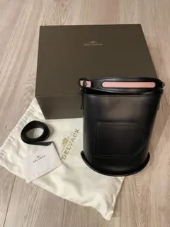 美品✨デルヴォー ショート チェーンストラップ ロデオカーフ ブラック 希少 極美品✨デルヴォー ショート チェーンストラップ ロデオカーフ