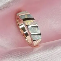 S682 レディース シンプル オパール リング ピンクゴールド 指輪 綺麗