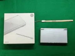 Nintendo　DS Lite　本体　グロスシルバー　外箱付き　ストラップ付き