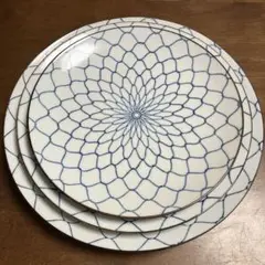 有田焼 萬泉 椿絵一尺皿 未使用長期保管品m(_ _)m 有田焼 萬泉 椿絵一尺皿 未使用長期保管品m(_ _)