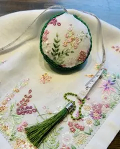 2025年最新】和光 手刺繍ハンカチの人気アイテム - メルカリ