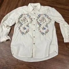SHANTI 刺繍入りホワイト長袖シャツ Ｌサイズ相当