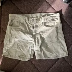 ショートパンツ