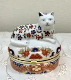 陶器　猫　小物入れ