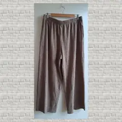 【628-1】ちょっと大きめワイドパンツ