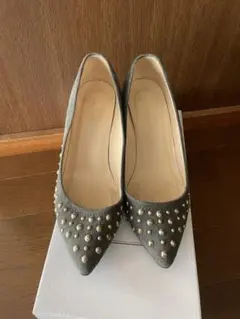 美品ファビオパンプス