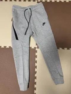 【新品未使用】NIKE ナイキ ジョガーパンツ テックフリース