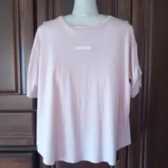 ピンク 半袖Tシャツ シンプルロゴ