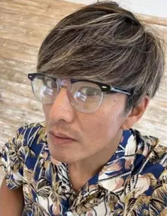 Item thumbnail for item 95855c09-7553-4556-891a-e2b5aa3b3f1e