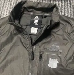 ADIDAS UNDEFEATEDナイロン　ベストVEST 限定　コラボ　別注