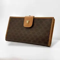 Item thumbnail for item 53196592-676d-433c-a5a2-d1b4f073fdb8