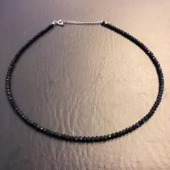 美品　ブラックスピネル　スターカットネックレス