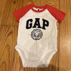【美品】GAP ロンパース　半袖　赤　70 ベビー服