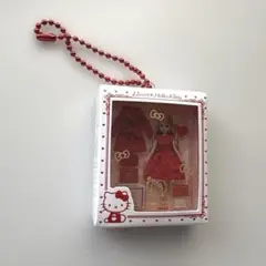 ハローキティ　セレブレーションスタイル　りかちゃん　ガチャガチャ