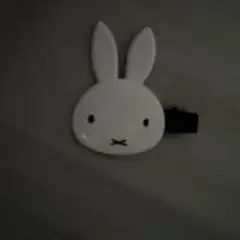うさぎ型ヘアクリップ ホワイト