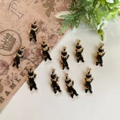 【2017】エナメルチャーム 猫パンチ（黒）10個 350円