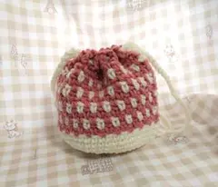 【匿名配送】アクリル100%　ハンドメイド　巾着　ポーチ　ホワイト　ピンク