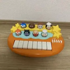 Item thumbnail for item f4f7dd69-66ec-4e84-bfa7-52b91d1a846e