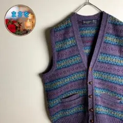 【ニットベスト ヴィンテージ感 パターン柄 くるみボタン レトロコーデ 古着】
