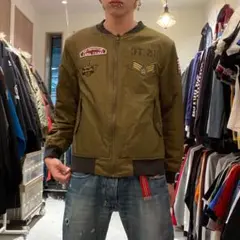 Item thumbnail for item 302fb871-7392-4ce8-93eb-44a54d4e15b9