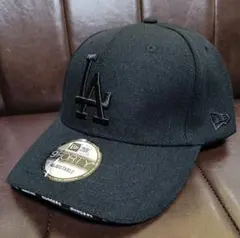 海外限定品 LA brimロゴ オールブラック New Era 9FORTY
