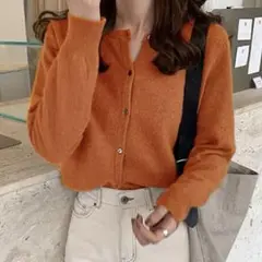 クルーネックニットカーディガン