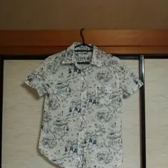 半袖柄シャツ