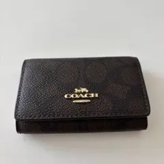 COACH ダークブラウン レザー キーケース