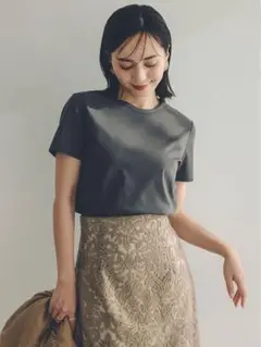 チャコールグレー　シルクタッチコットンスリムフィットT