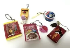 ガチャガチャ　キーホルダー