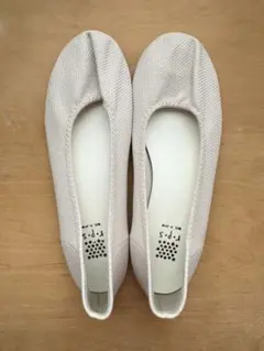 R.p.sトゥシューズ ホワイト フラット