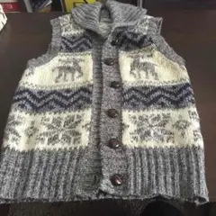 ニットベスト