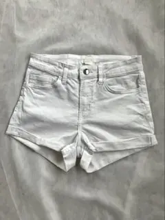H&M ホワイト ハイウエストショートパンツ EUR 32