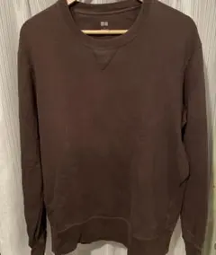 ユニクロ　スウェットシャツ　ブラウン
