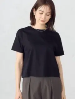 コムサイズム　ボックスシルエット　クロップド丈　Ｔシャツ