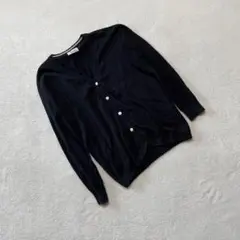 ⭐️カーディガン⭐️ ブイネック 前開き 貝ボタン オフィスカジュアル