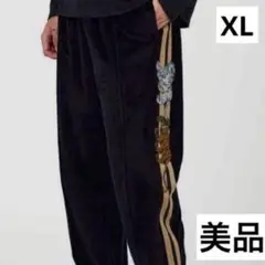 【美品】グラニフ　石黒亜矢子　ベロアトラックパンツ　XL ブラック　バターの虎