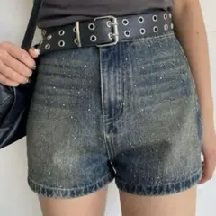 SHAGGIE オーロラスタッズ付きハイウエストショートパンツ