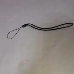 ナイロン製ブラックスマホストラップ
