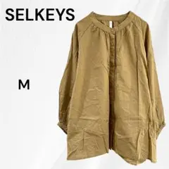 シルキーズ　SELKEYS バンドカラー　ブラウス　九分袖　シャツ ベージュ　M