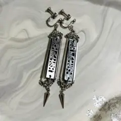 露蜂房 色即是空 空即是色(黒曜×銀) イヤリング