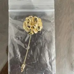 レオナールのピンブローチ