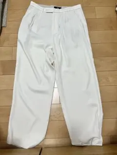 HARE 白パンツ　トロミ