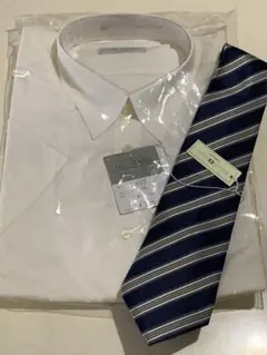 新品未使用　メンズ　ワイシャツ　半袖　L L ネクタイ　アイボリー　無地