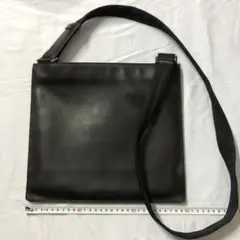 プラダ レザー ショルダーバッグ